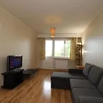 Song Festival 5-10 Minutes From Airport, Bus Station, Festival Area Апартаменти