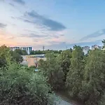 Song Festival 5-10 Minutes From Airport, Bus Station, Festival Area Апартаменти Таллінн