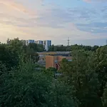 Song Festival 5-10 Minutes From Airport, Bus Station, Festival Area Апартаменти
