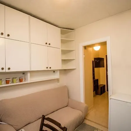Song Festival 5-10 Minutes From Airport, Bus Station, Festival Area Apartment *