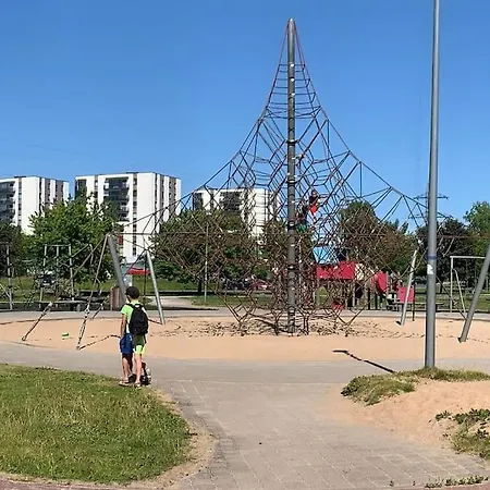 Song Festival 5-10 Minutes From Airport, Bus Station, Festival Area Apartment Tallinn