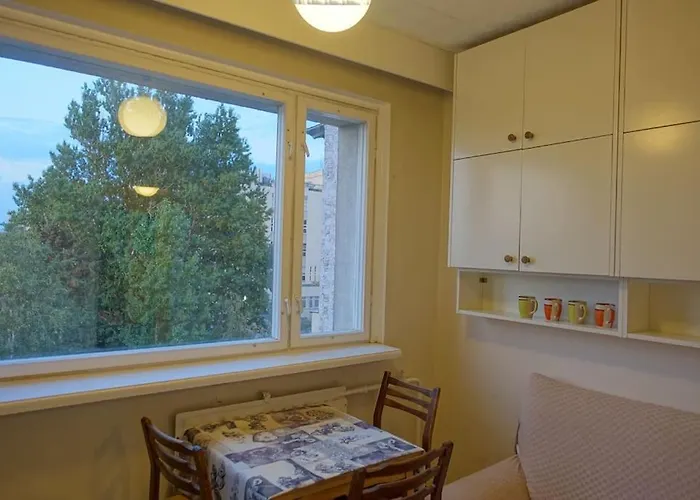 Song Festival 5-10 Minutes From Airport, Bus Station, Festival Area